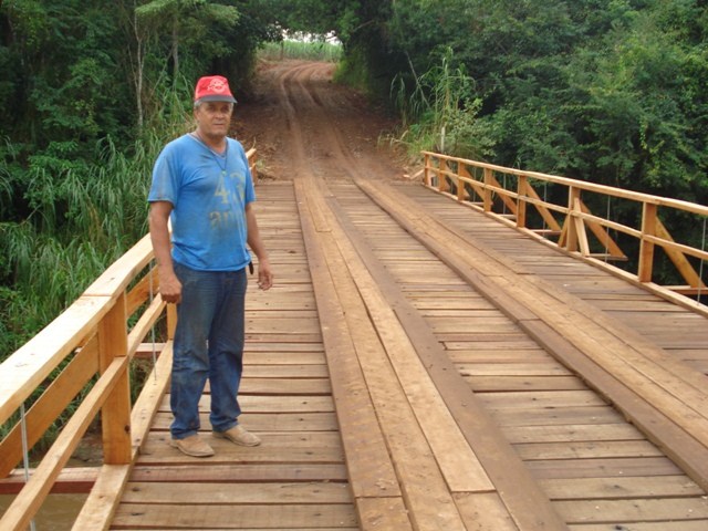 Prefeitura conclui reforma da Ponte do Altarugio 