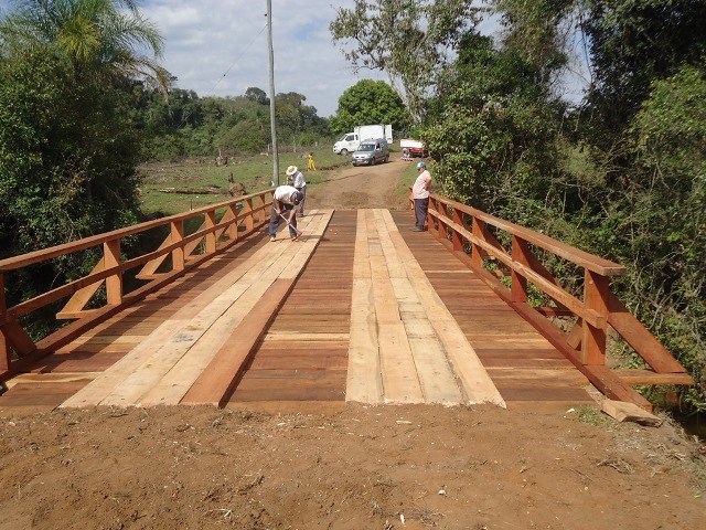Prefeito de Ipeúna pleiteia recursos para reforma de ponte 