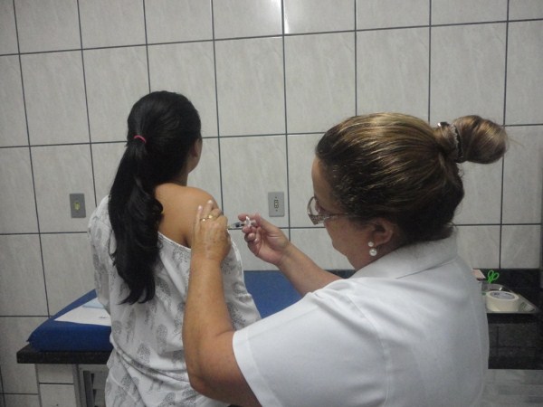 Saúde faz dia D contra gripe e avaliação bucal no sábado, 30 