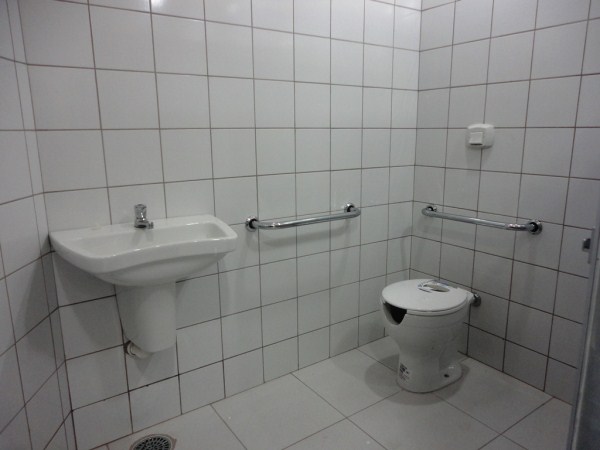 Prefeitura conclui reforma de sanitários públicos 
