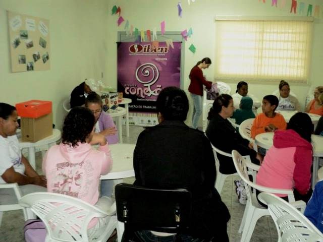 Projeto Social promove exposição na Praça Antonio Piovezan 