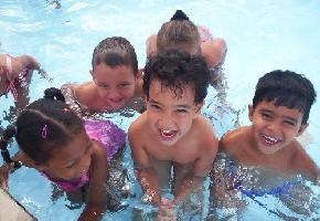 Exames médicos para utilização da piscina pública