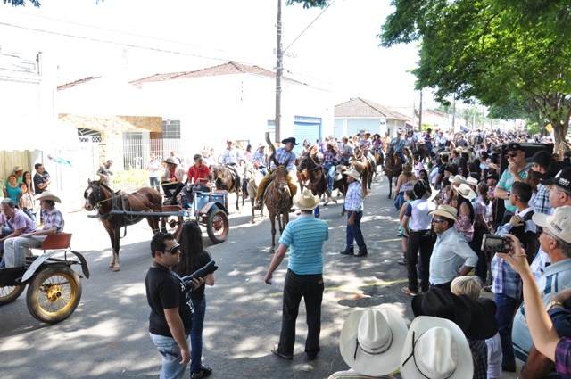 Recorde de público no 21º Desfile de Cavaleiros de Ipeúna 