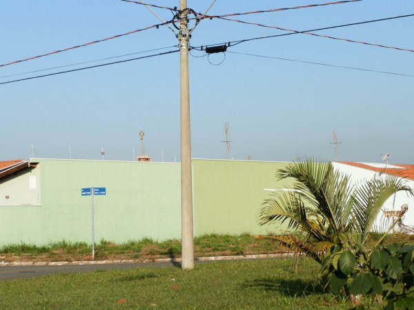 Vereadores Adilson do Portal e Alécio Pazetto solicitam e Telefônica amplia rede na cidade.