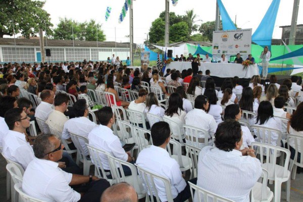 Vereadores visitam o "Projeto Estaleiro Guarujá, formando Cidadãos pela Música"