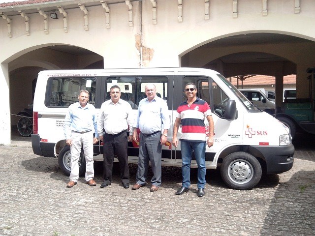 Veículos e equipamentos reforçam frota municipal 
